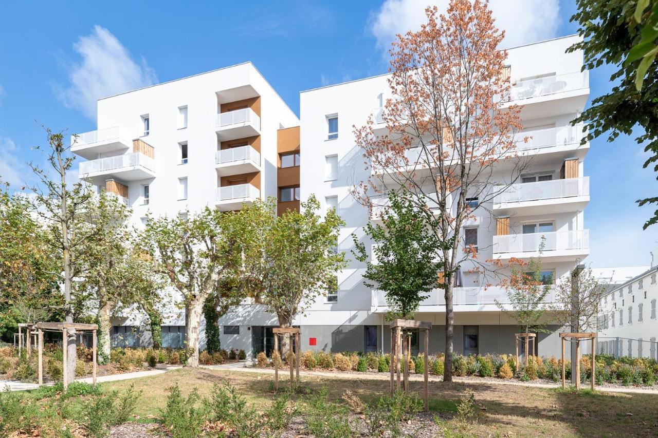 Ovelia Lyon - Les Jardins D'Hortense Exterior foto